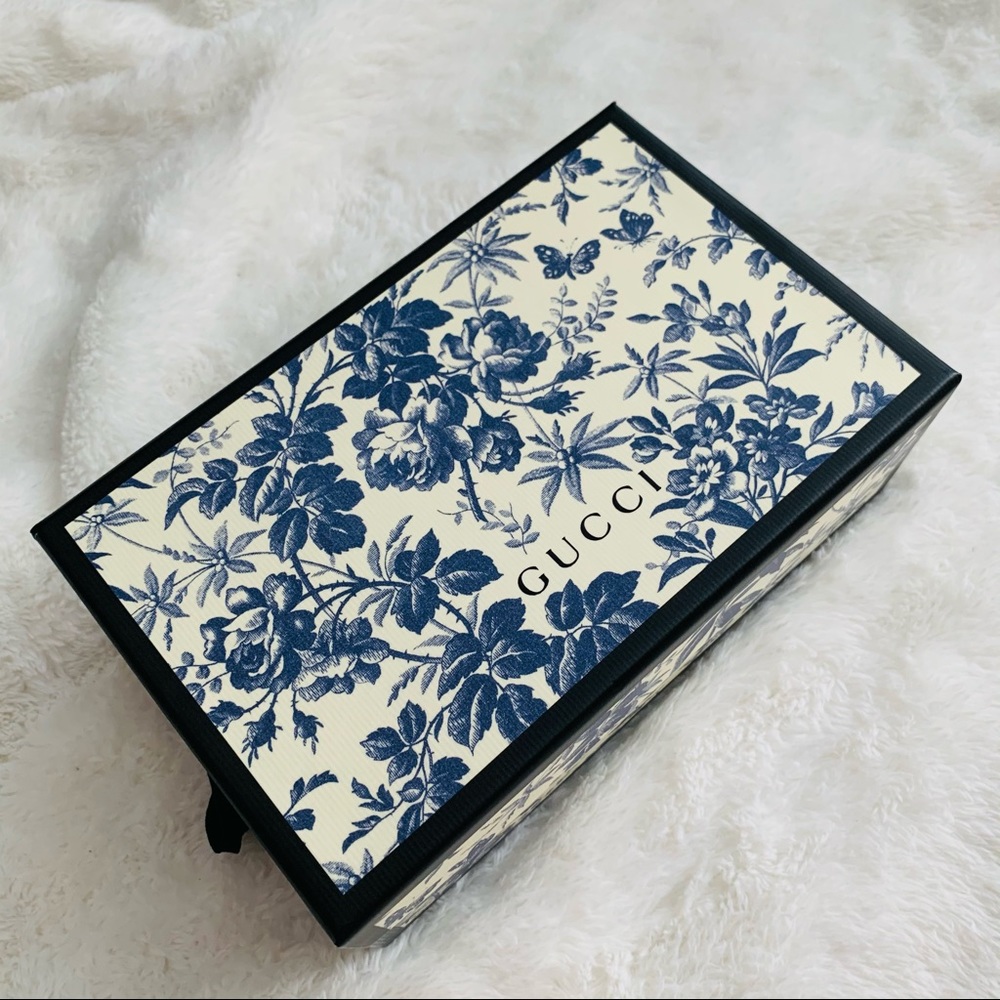 Gucci Gift Box π - Picture 2 of 7